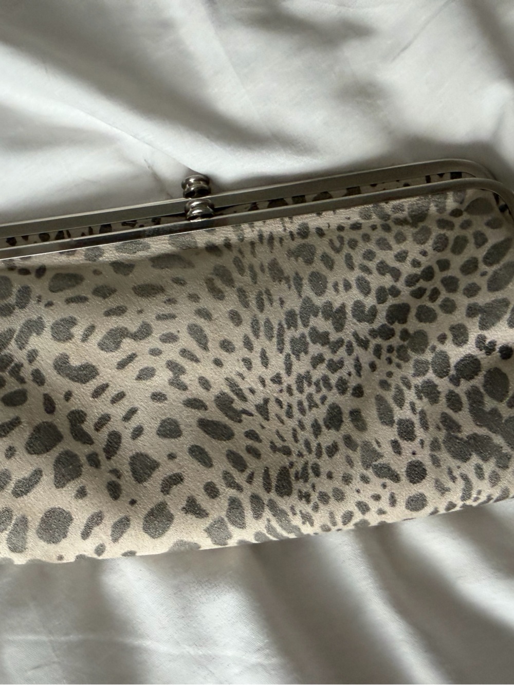 HOBO Lauren kiss lock clutch/wallet. Leopard print.